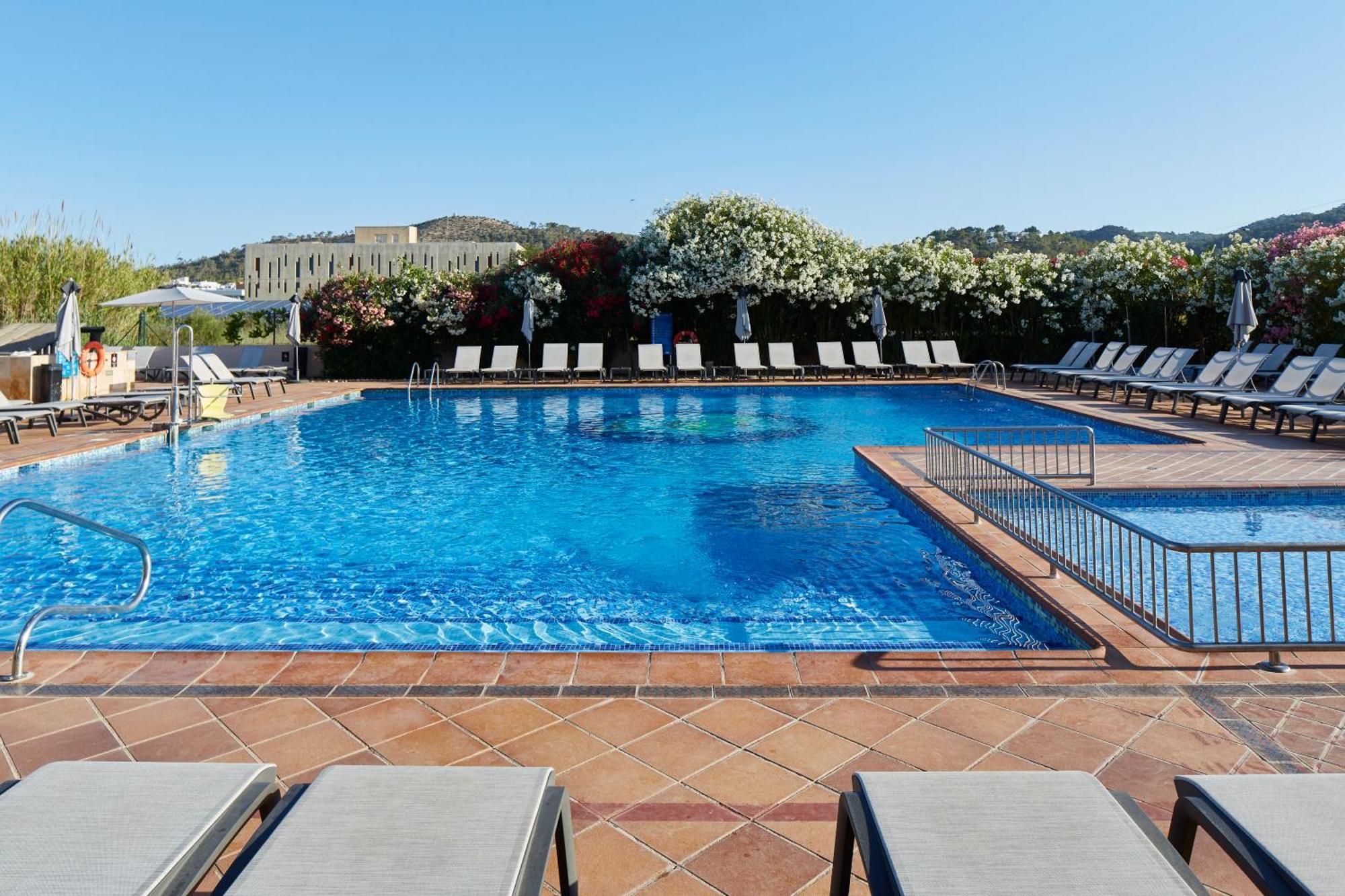 Invisa Hotel Es Pla - Adults Only سان أنطونيو المظهر الخارجي الصورة